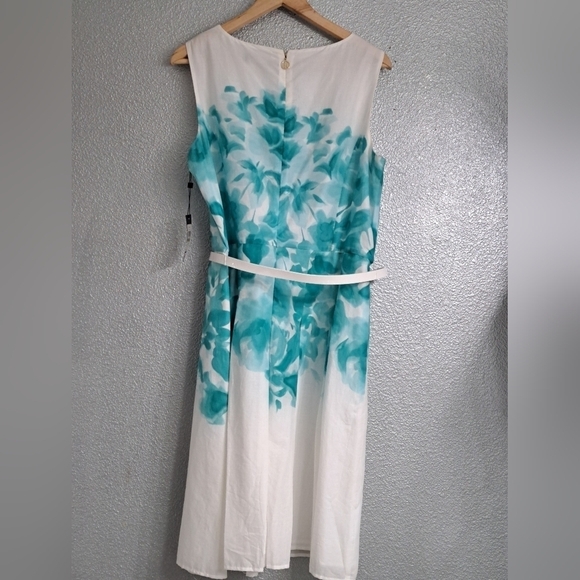 NWT Tommy Hilfiger Water Color Floral Dress Size 14 - Picture 10 of 14